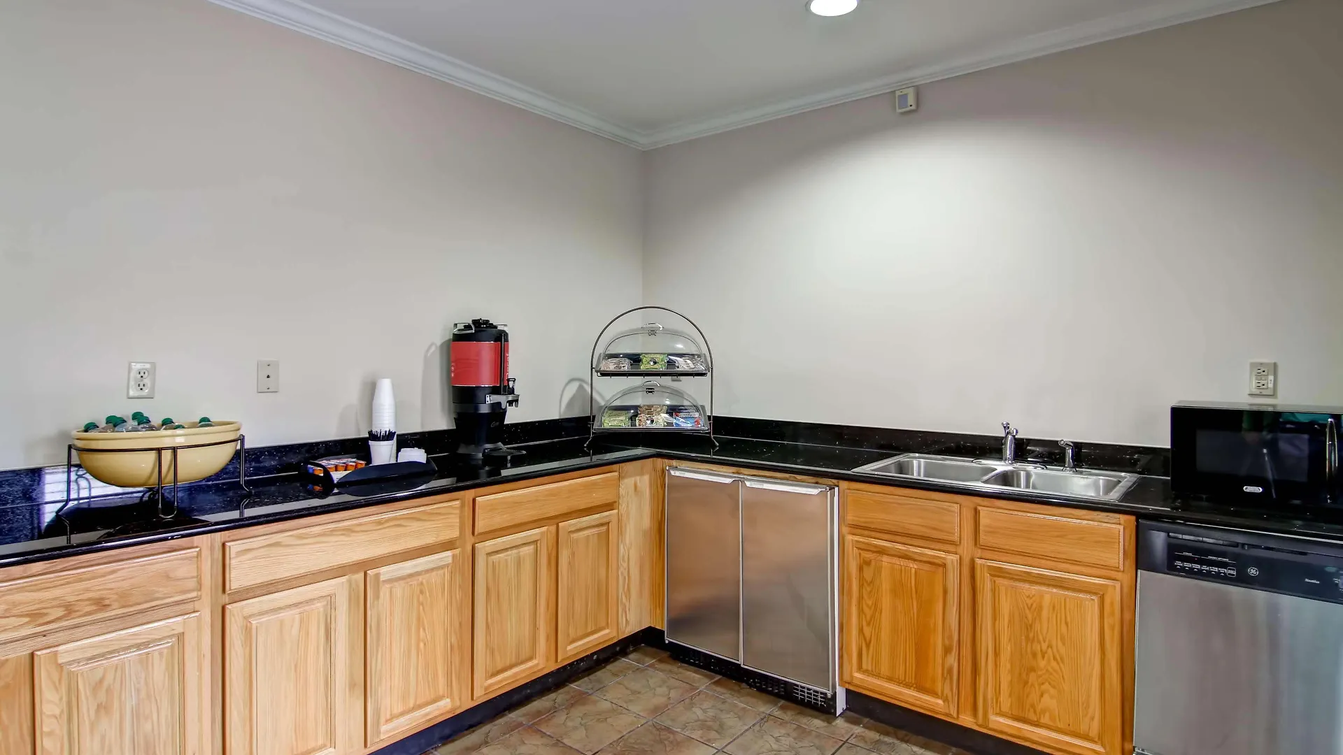 *** Hotel Poplar Inn And Suites Memphis United States